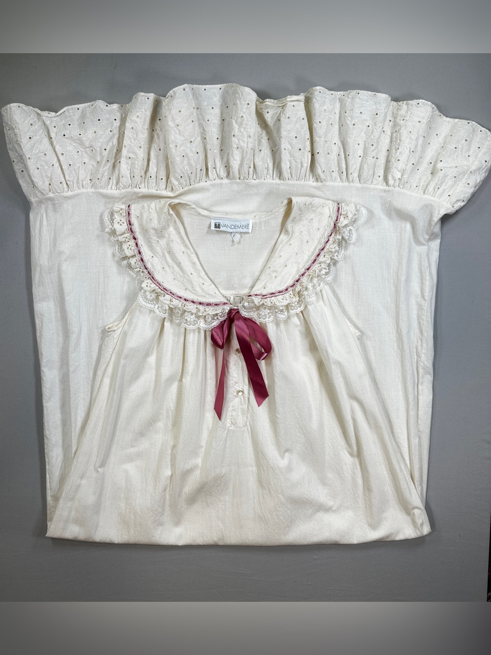 Vintage Vandemere Nightgown 100% Cotton Cream Eyelet Lace Pink Ribbon Small
